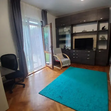 Gavri's Relaxing Place Apartment